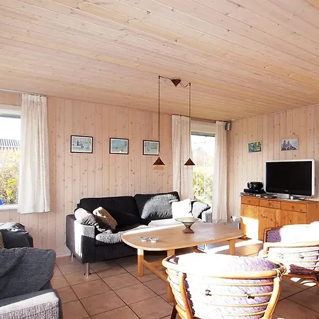 Hvide Sande Holiday home *
